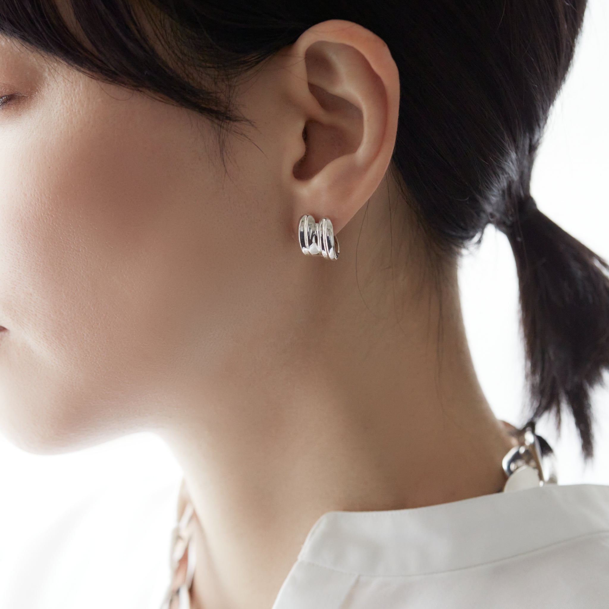 【 NEW 】Earrings LINEA 08