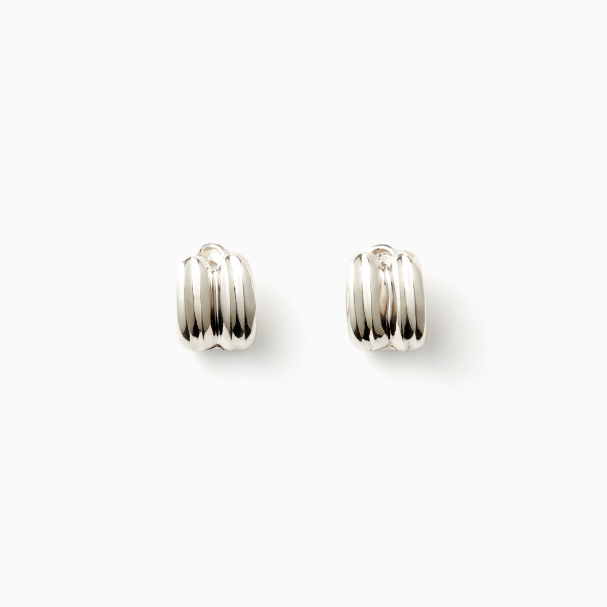 【 NEW 】Earrings LINEA 08