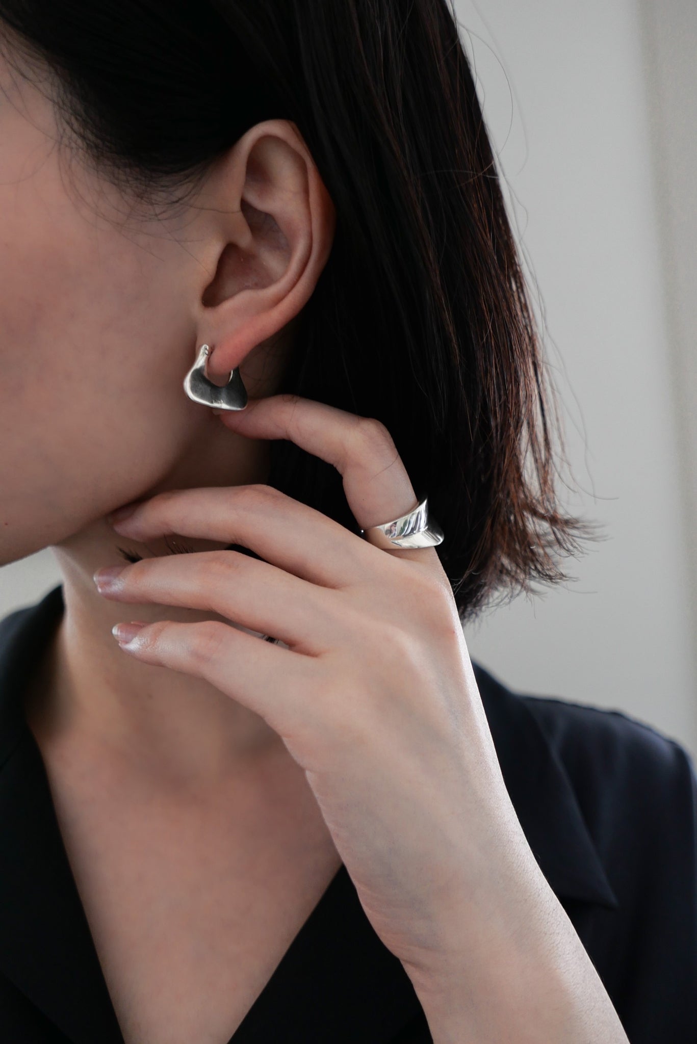 【 NEW 】Earrings LINEA 10